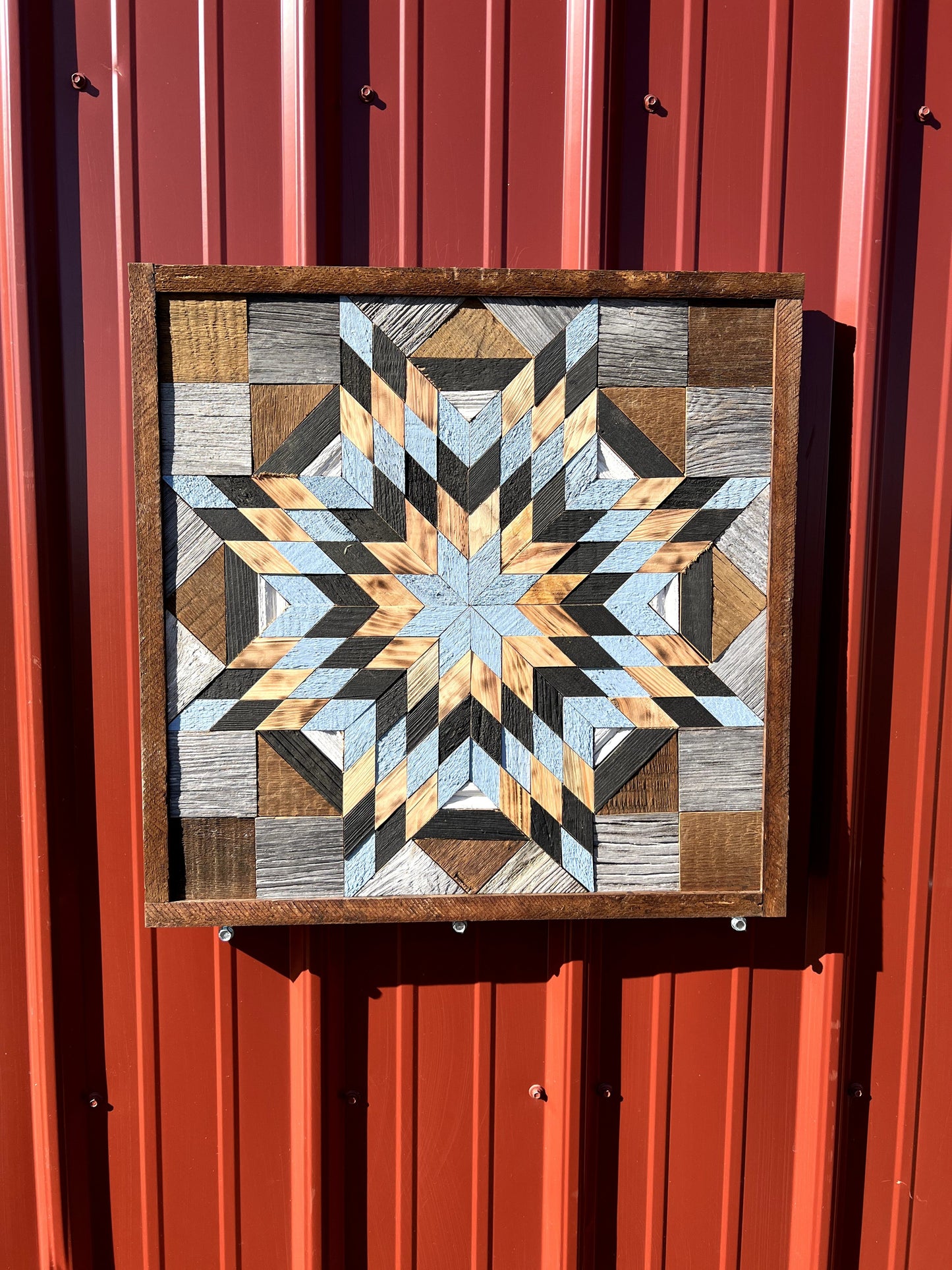 Amish Handmade Barn Quilt - Square (20.75 in x 20.75 in x 1 in)