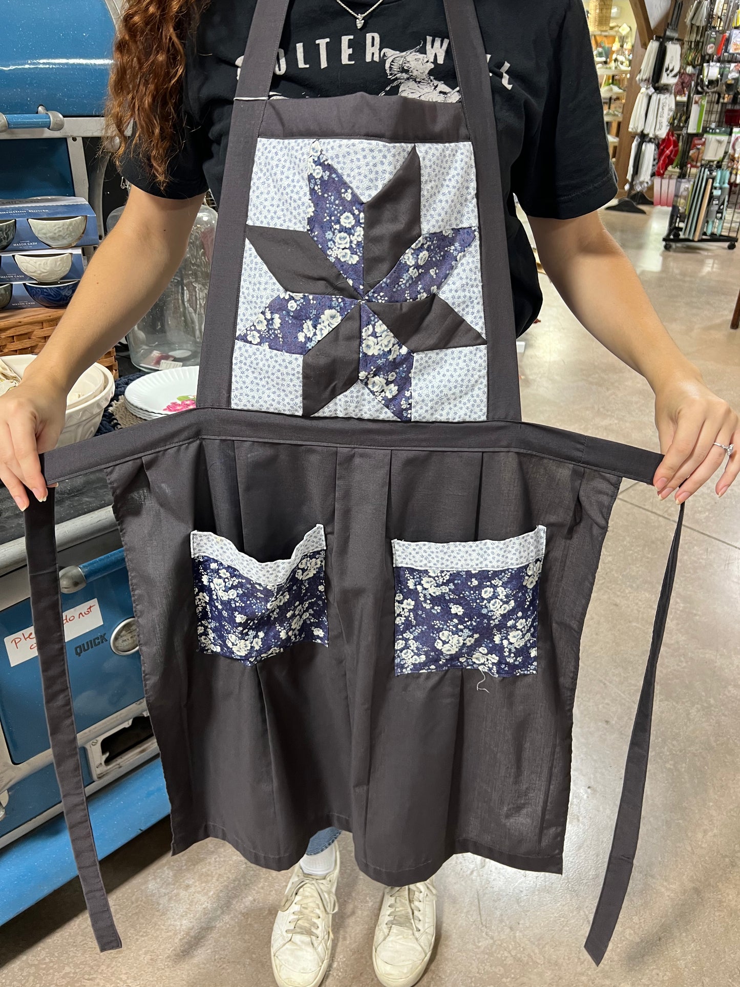 Handmade Amish Apron – Authentic Hand Stitched Cotton Apron for Adults & Kids | Rustic Farmhouse Style | Perfect for Cooking, Baking, & Gifts