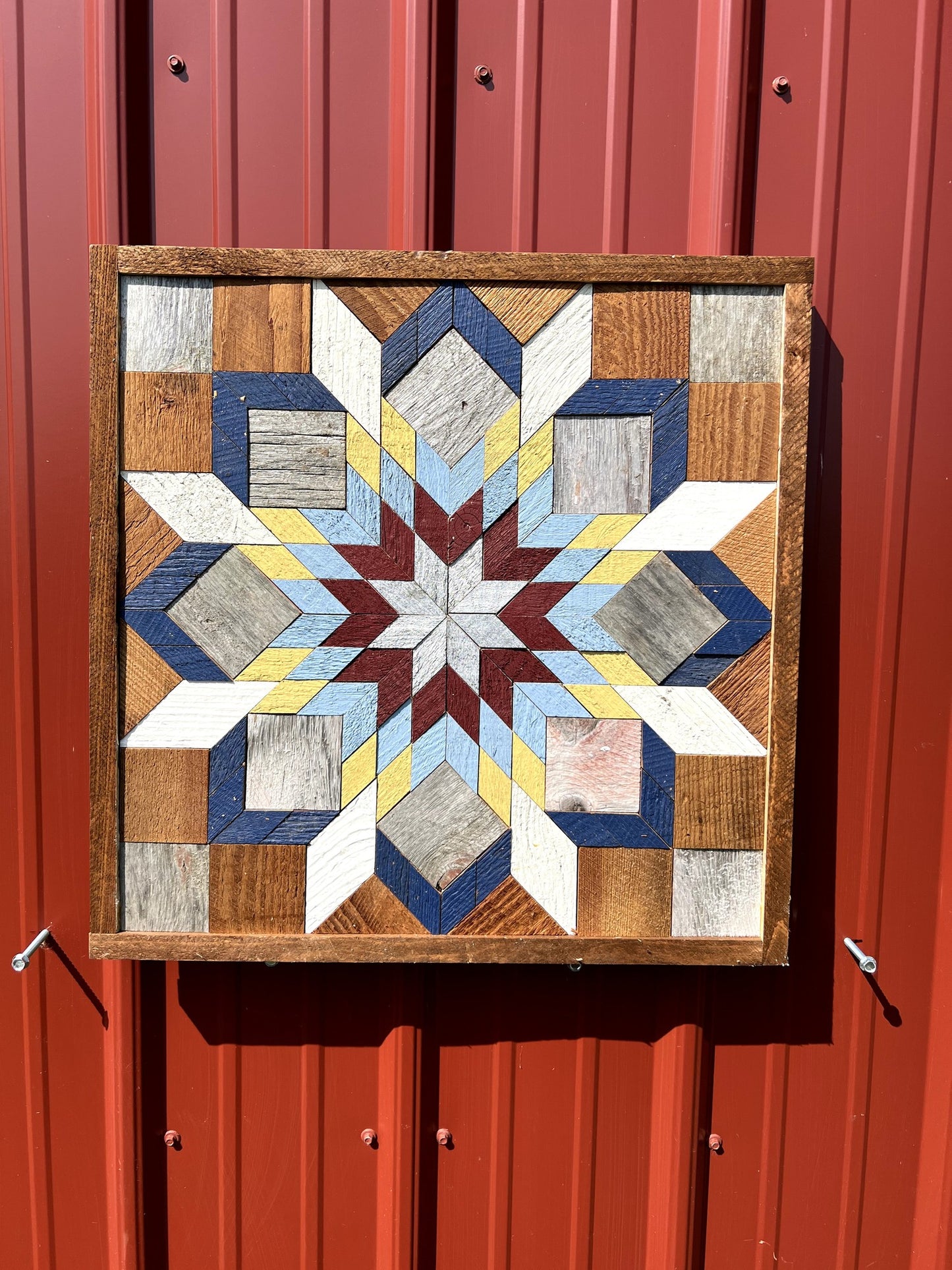Amish Handmade Barn Quilt - Square (20.75 in x 20.75 in x 1 in)