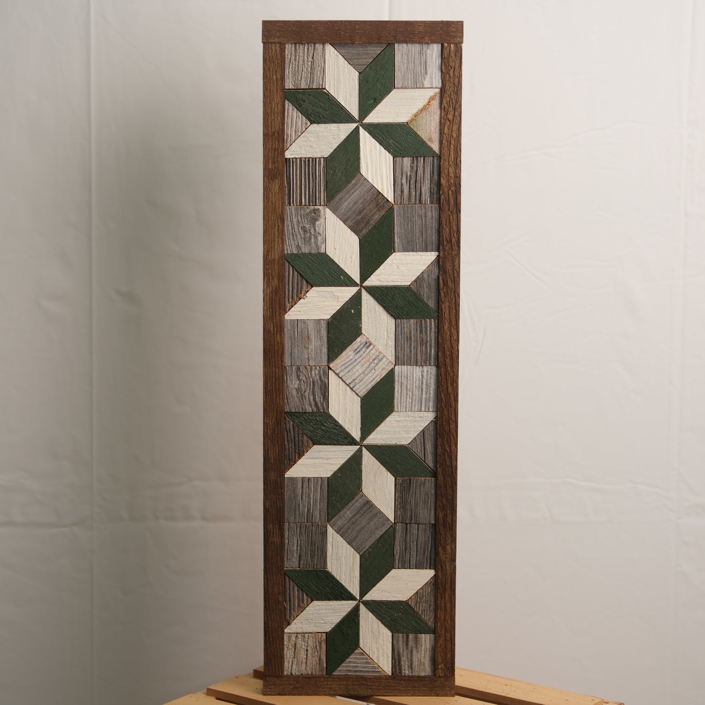 Handmade Amish 4 Stars Barn Quilt Wall Art – 20.5in x 6in x 2in Reclaimed Wood Mosaic