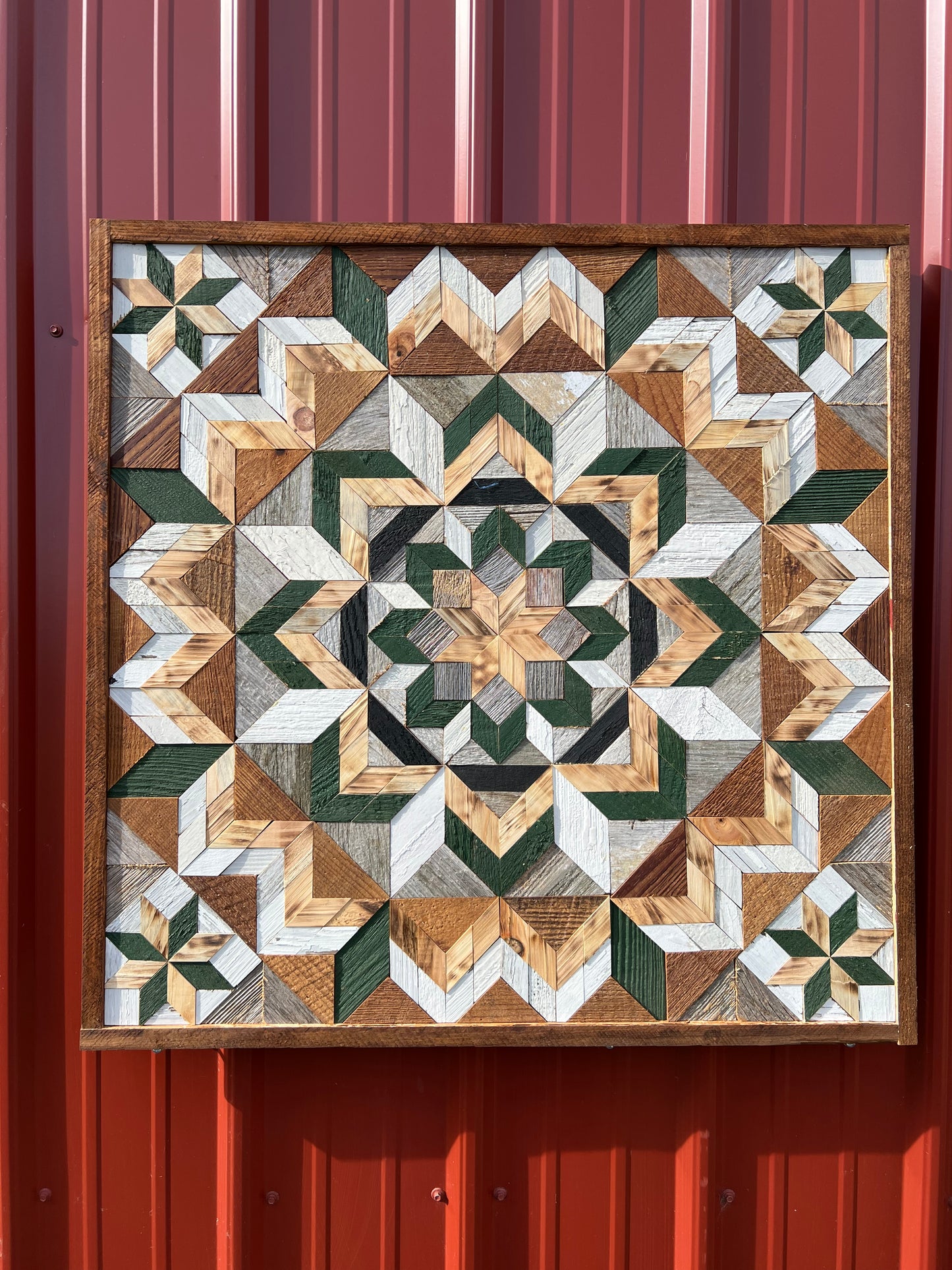 Amish Handmade Barn Quilt - Square (30.5 in x 30.5 in x 1 in)