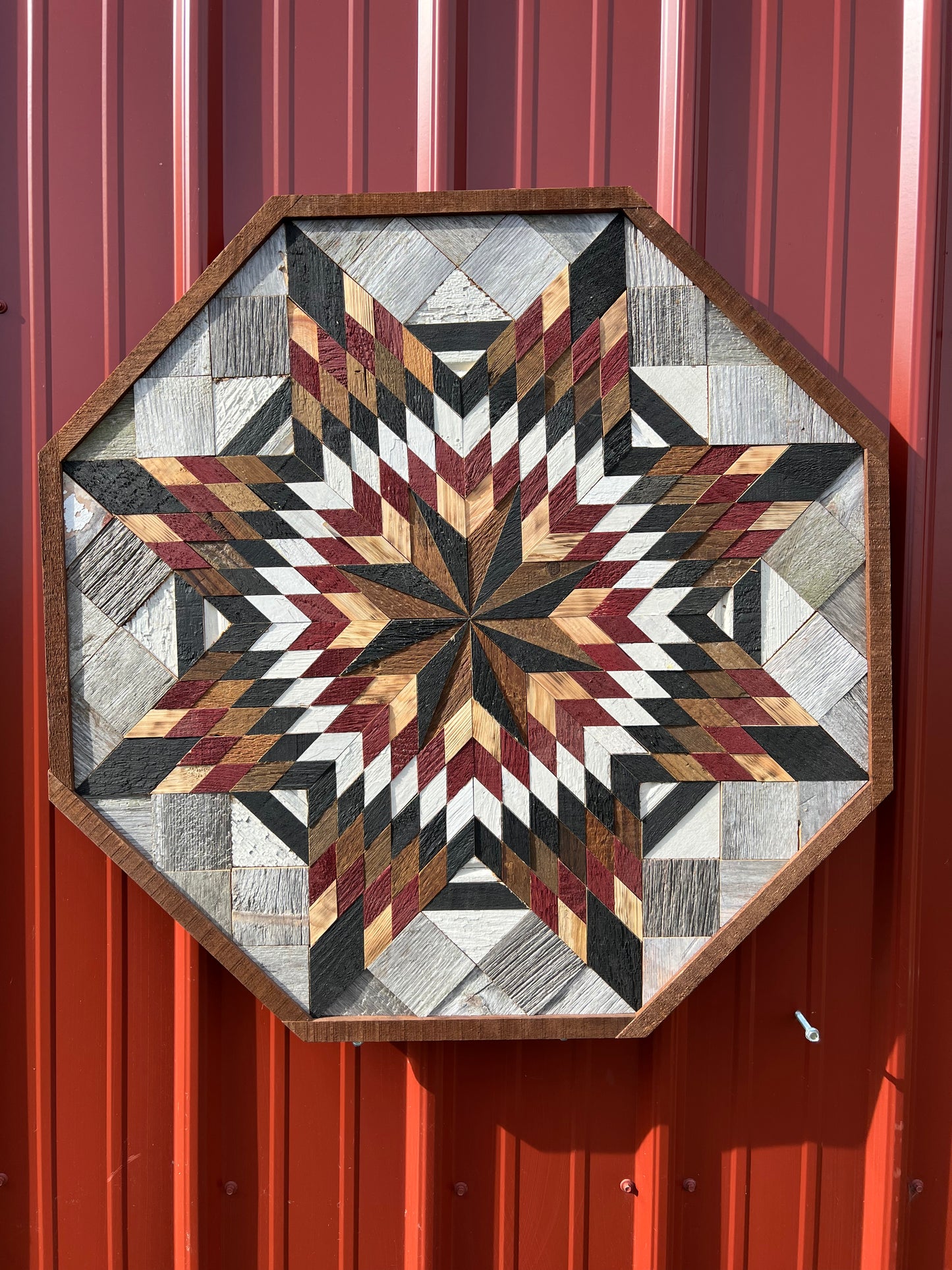 Amish Handmade Barn Quilt - Octagon (30.5 in x 30.5 in x 1 in)