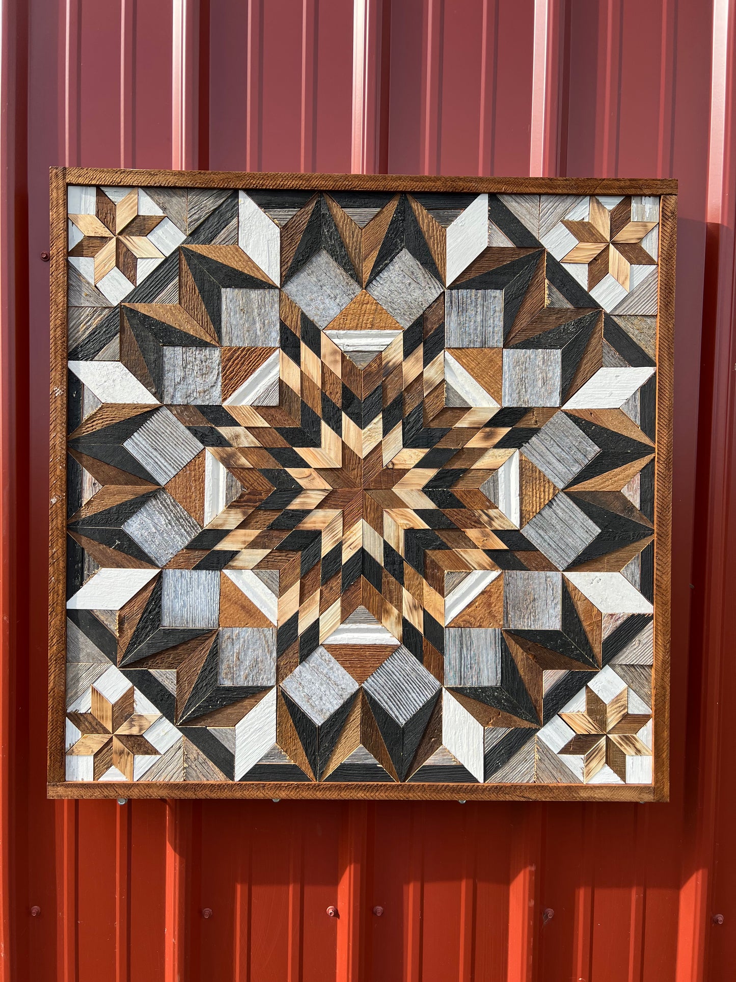 Amish Handmade Barn Quilt - Square (30.5 in x 30.5 in x 1 in)