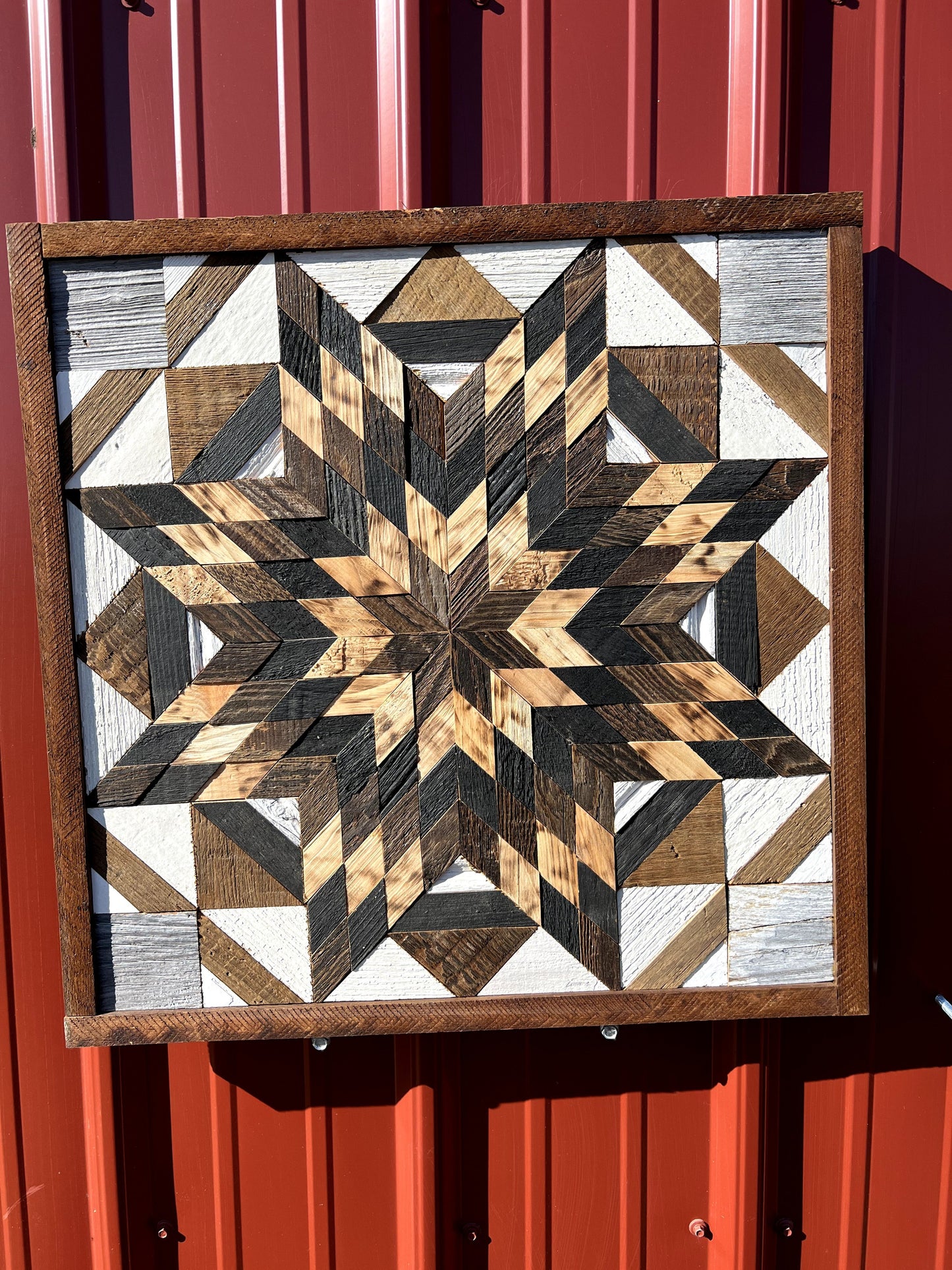 Amish Handmade Barn Quilt - Square (20.75 in x 20.75 in x 1 in)