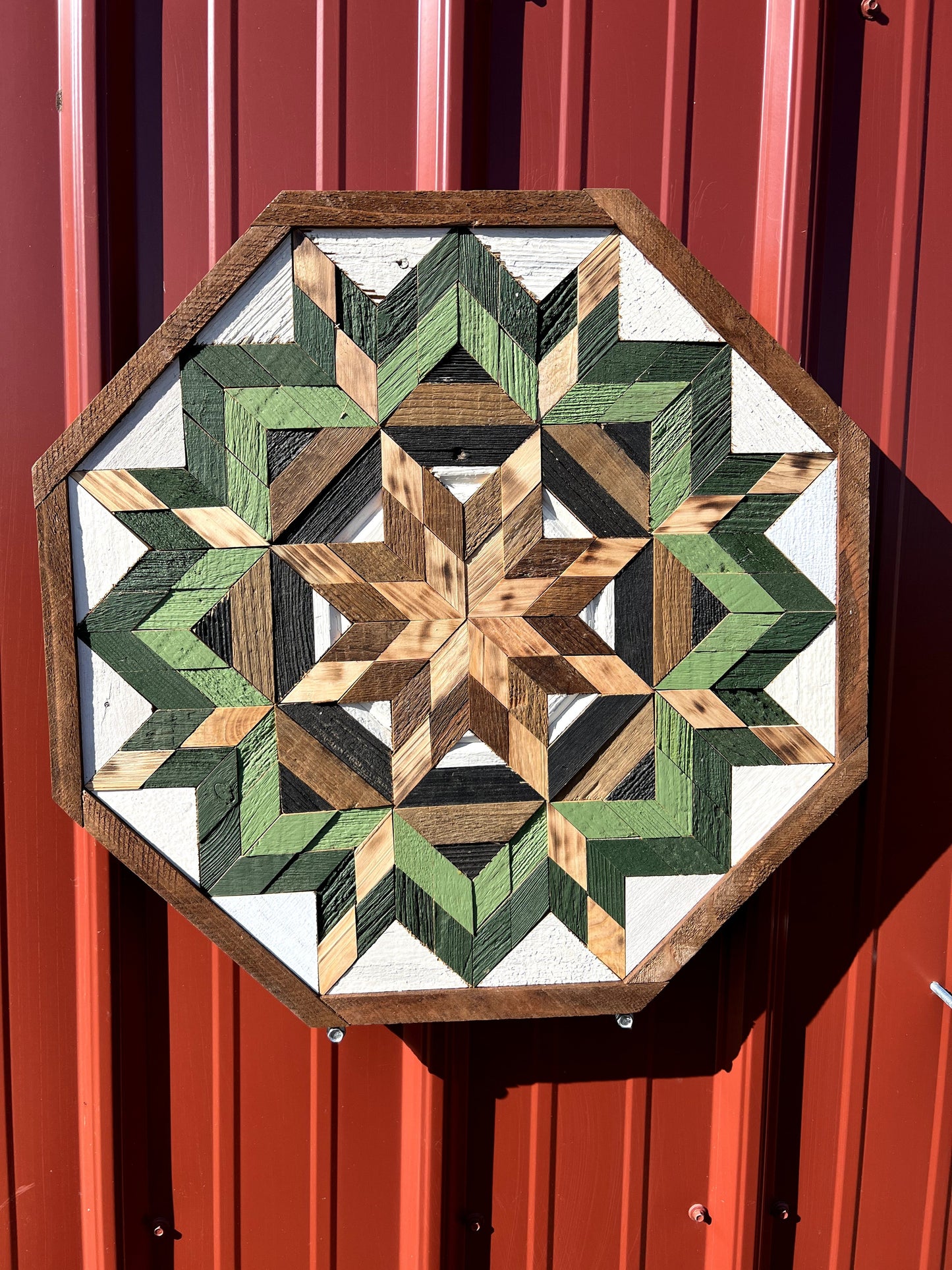 Amish Handmade Barn Quilt - Square (20.75 in x 20.75 in x 1 in)