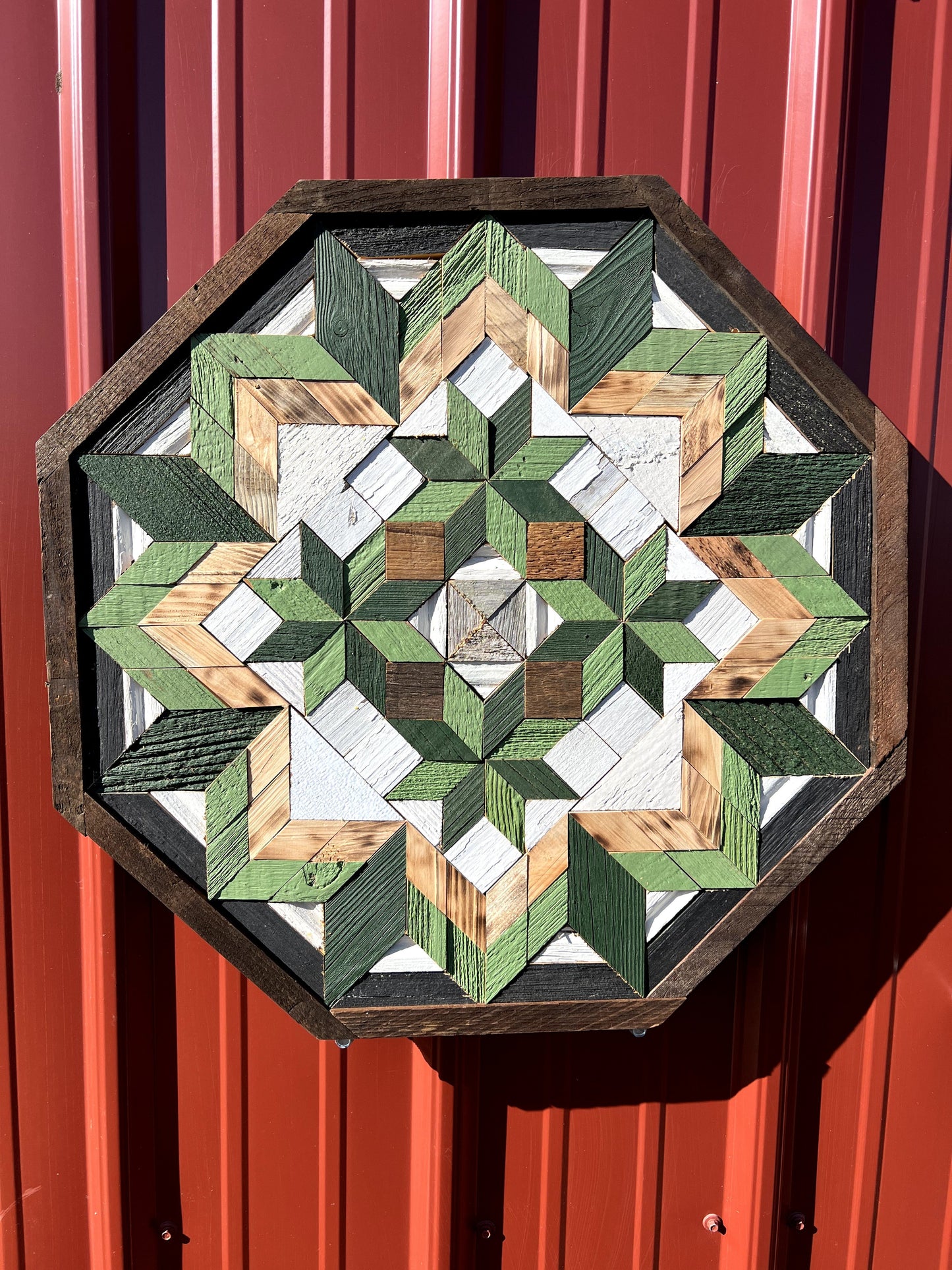 Amish Handmade Barn Quilt - Square (20.75 in x 20.75 in x 1 in)