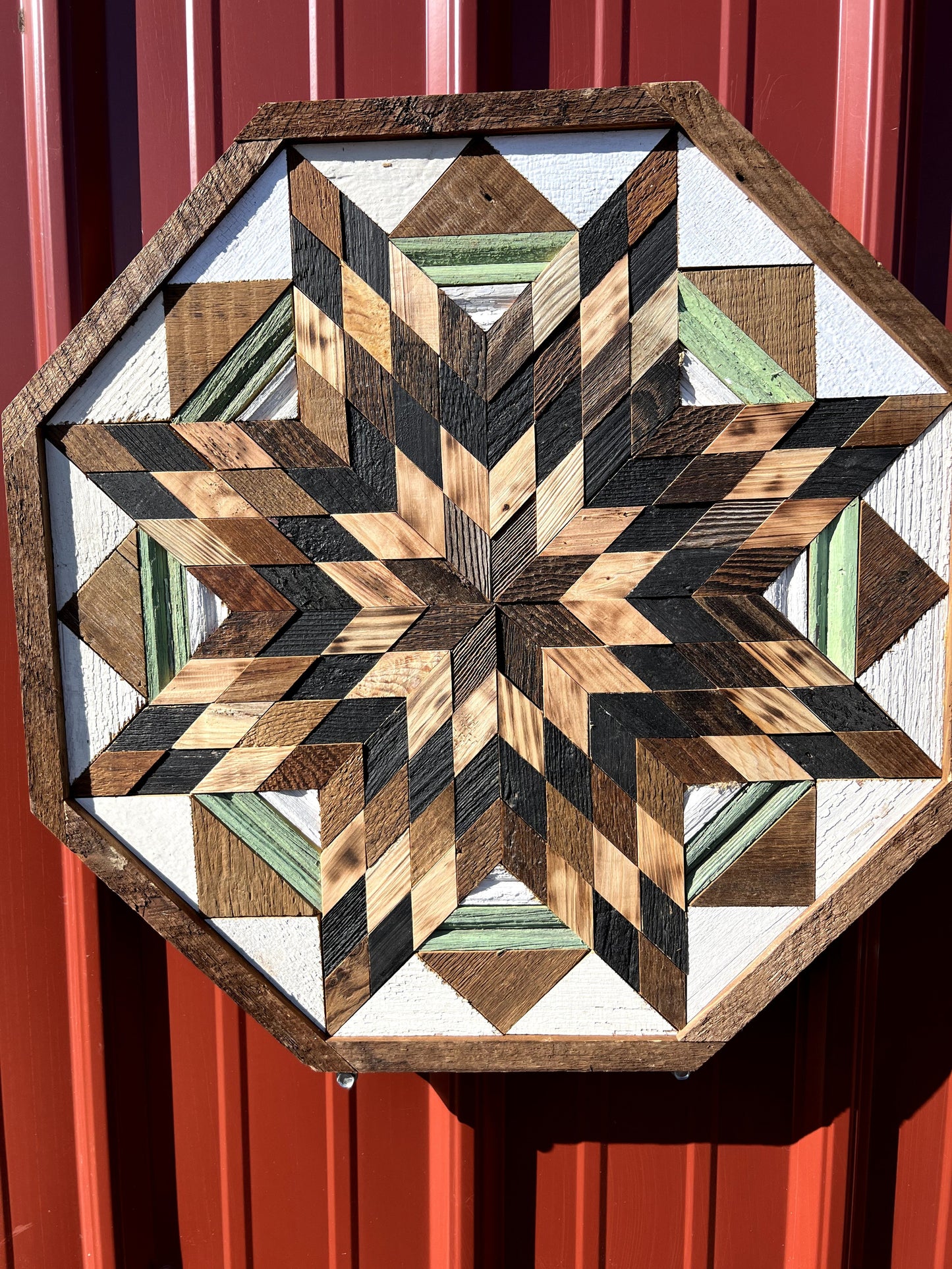 Amish Handmade Barn Quilt - Square (20.75 in x 20.75 in x 1 in)