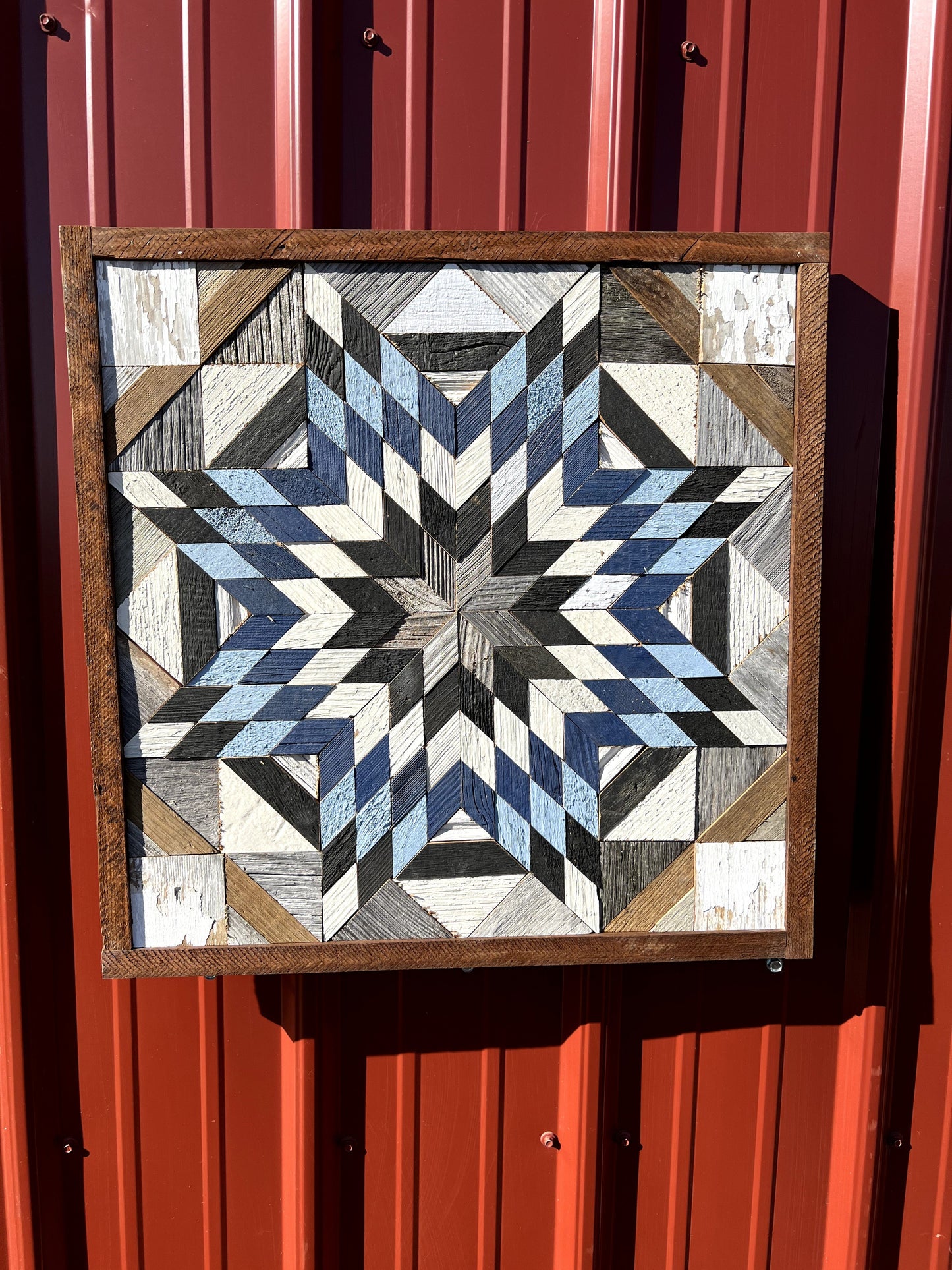 Amish Handmade Barn Quilt - Square (20.75 in x 20.75 in x 1 in)