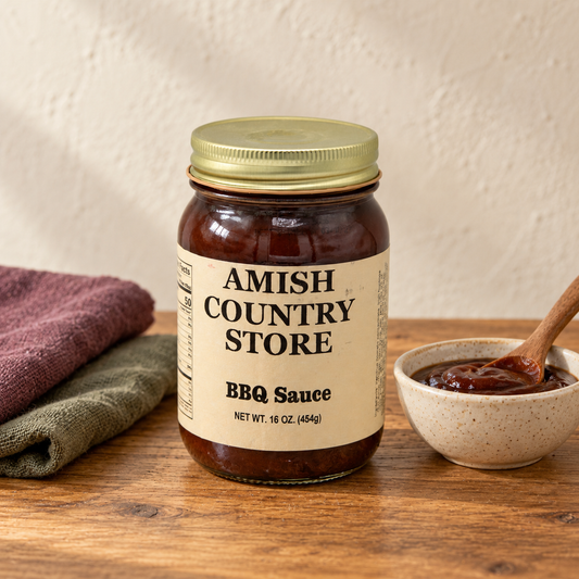Southern-Style Sweet BBQ Sauce, 16 oz (454g) beside a serving of sauce