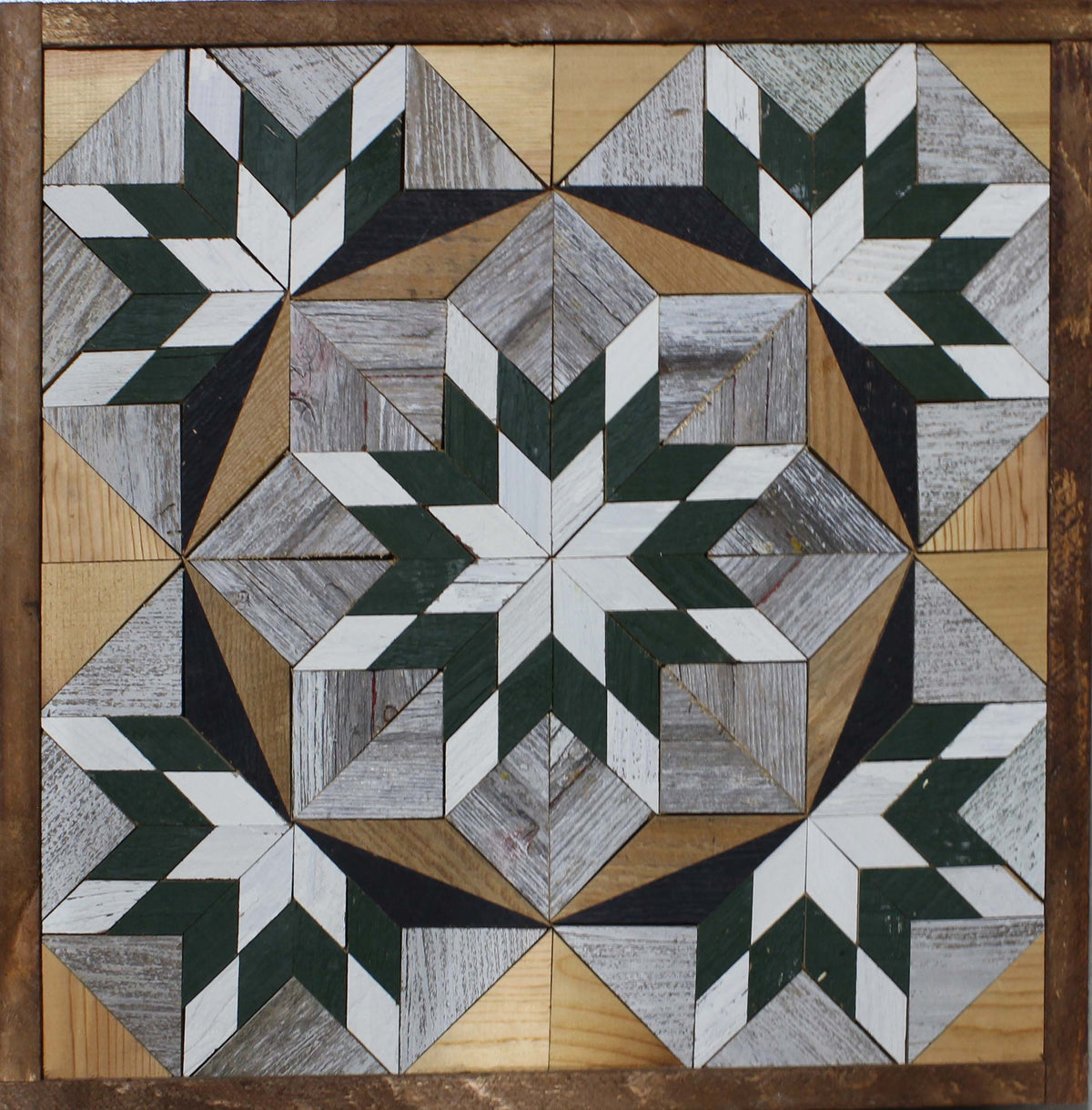 Original product photograph of the 20.75-inch barn quilt, Green and White design.