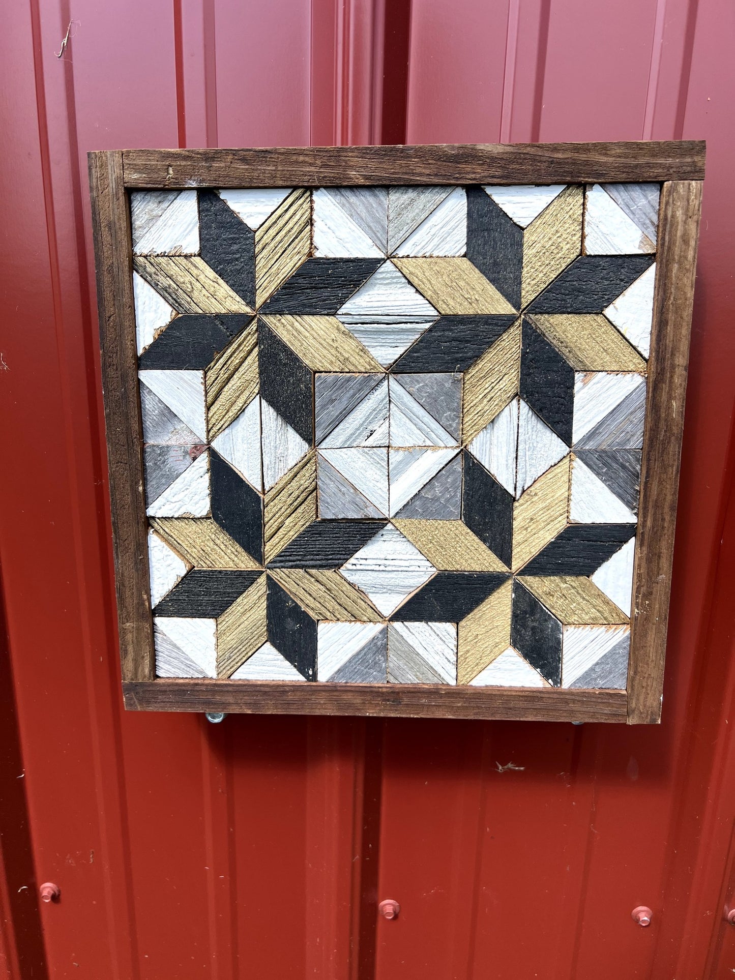 Amish Handmade Barn Quilt - Square (10.5 in x 10.5 in x 1 in)