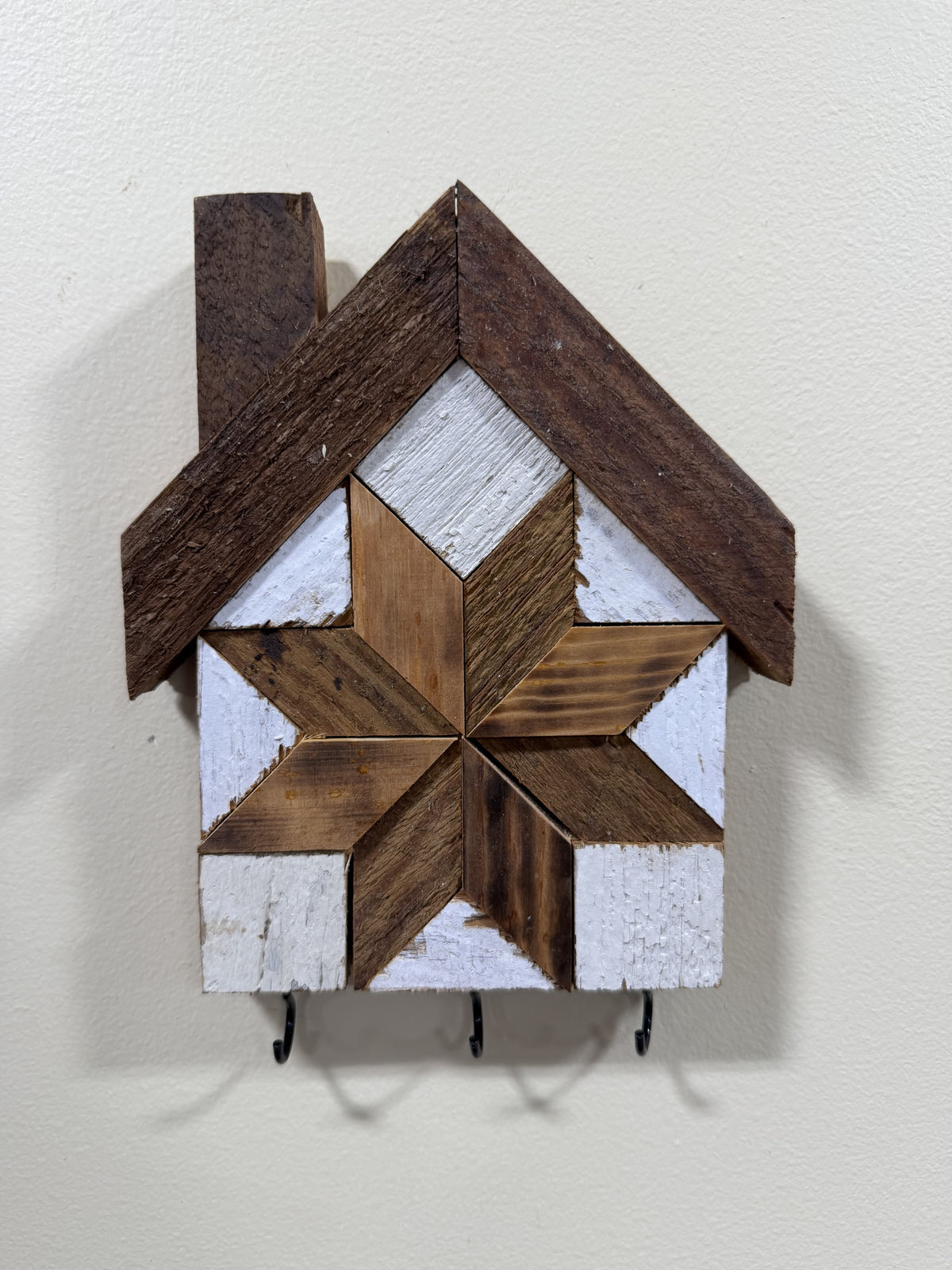 KH-04: Amish handmade house-shaped barn quilt key holder, natural wood star mosaic, reclaimed barn wood and three hooks