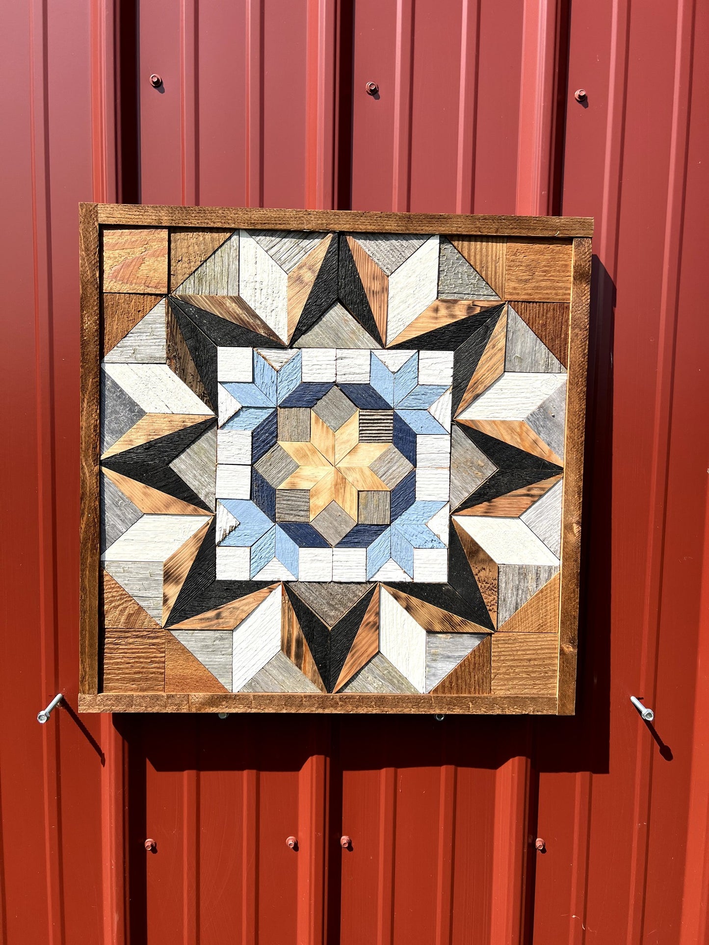 Amish Handmade Barn Quilt - Square (20.75 in x 20.75 in x 1 in)