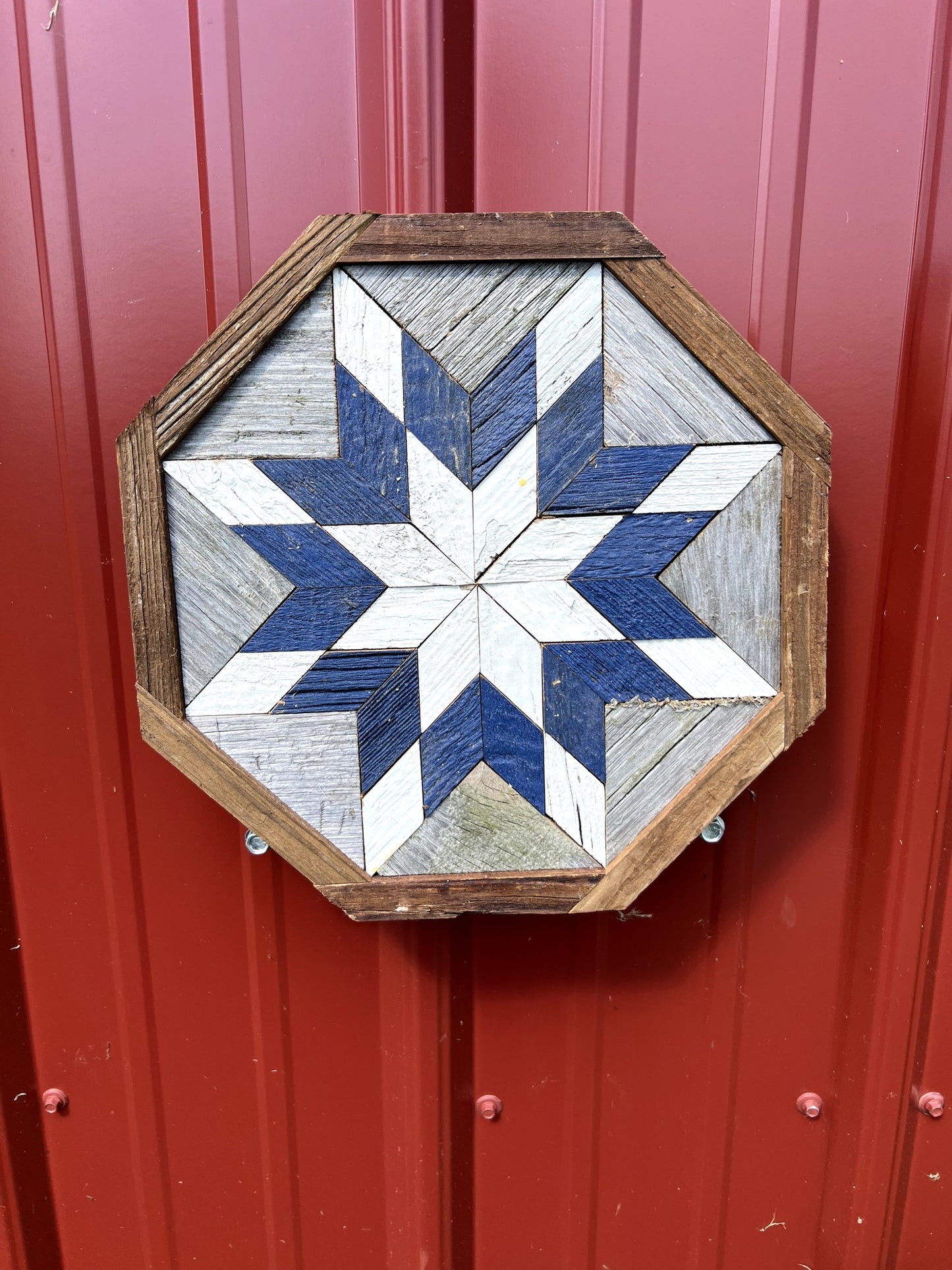 Amish Handmade Barn Quilt - Octagon (10.5 in x 10.5 in x 1 in)